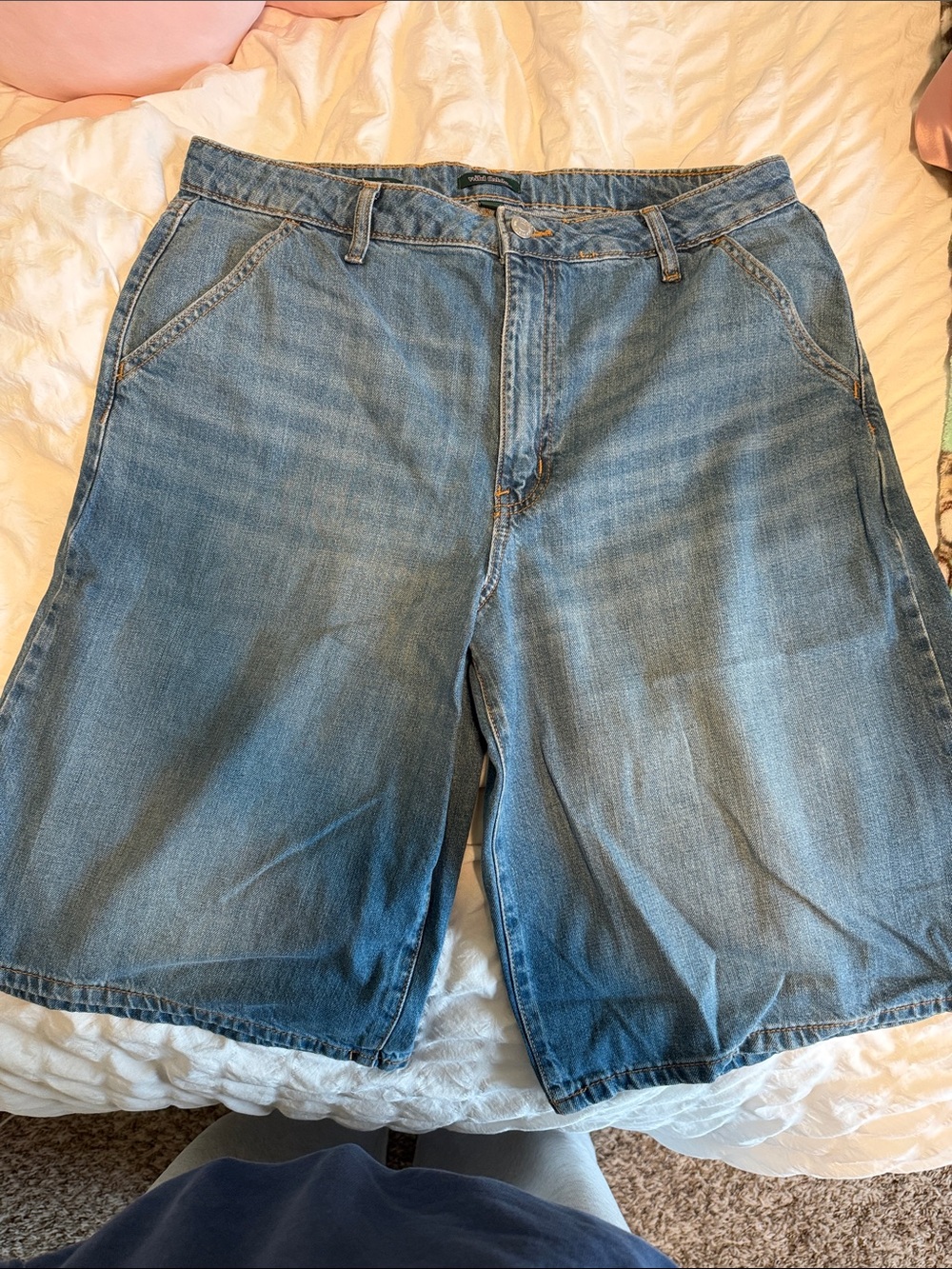 Wild Fable Women’s Light Blue Denim Mid-Rise 90’s Skater Shorts